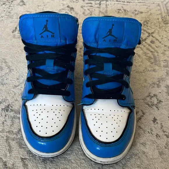Jordan 1 Mid Signal Blue Size 5y Nike Air Jordan 1 Mid SE GS Signal Blue Black White BQ6931  main image 3